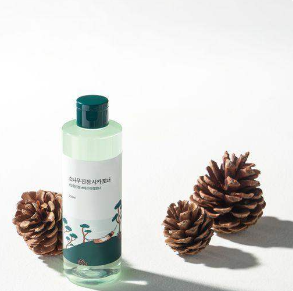CleaNice Pine Tree Calming Cica Toner 8.45 Fl Oz Face serum